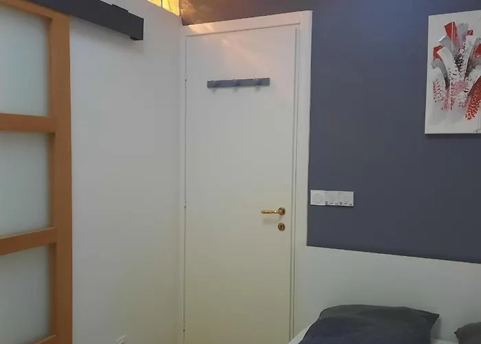 شقة Logis Capodanna مينتون